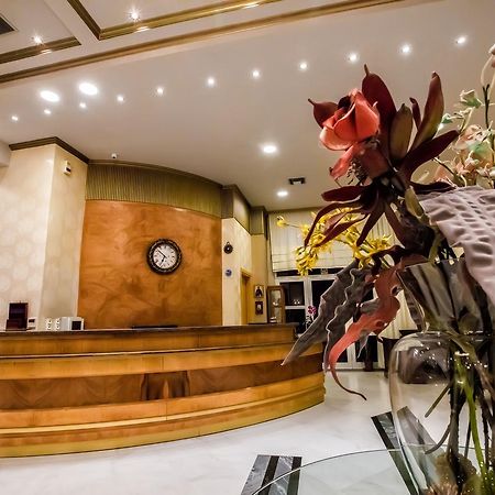 Kouros Hotel ดรามา ภายนอก รูปภาพ