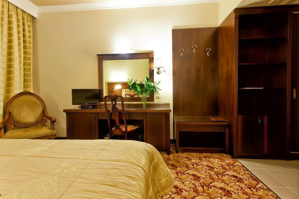 Kouros Hotel ดรามา ภายนอก รูปภาพ