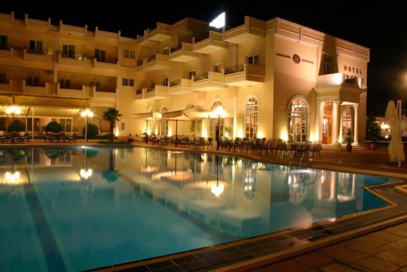 Kouros Hotel ดรามา ภายนอก รูปภาพ