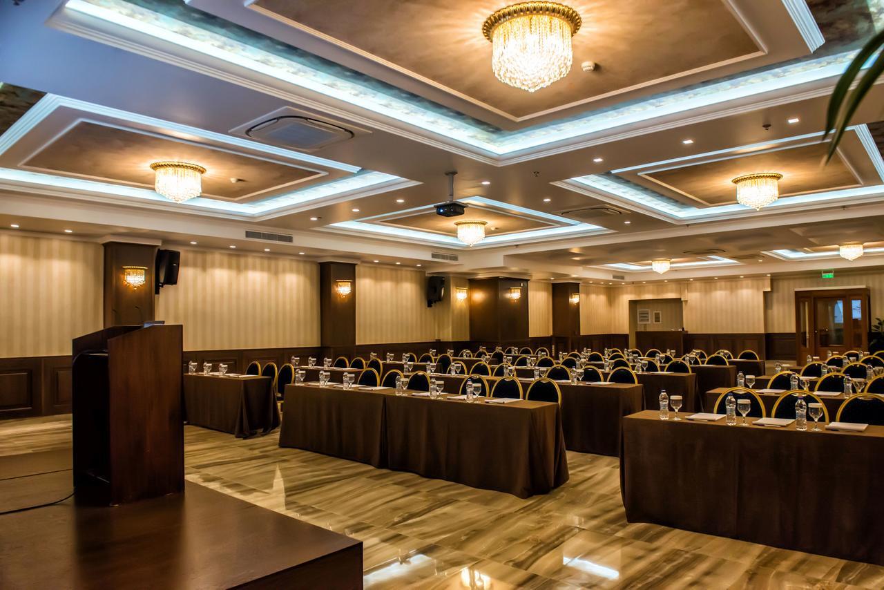 Kouros Hotel ดรามา ภายนอก รูปภาพ