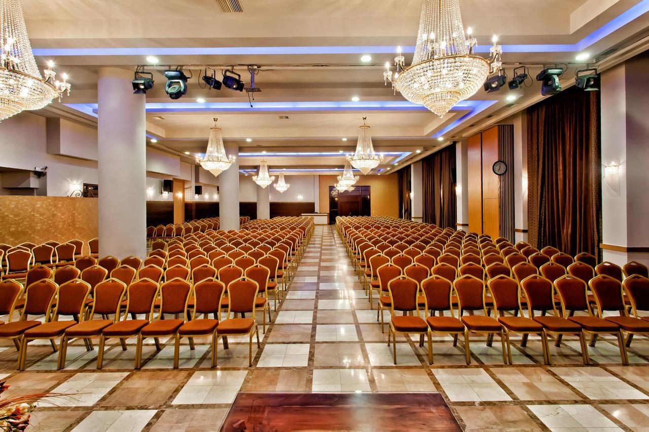 Kouros Hotel ดรามา ภายนอก รูปภาพ